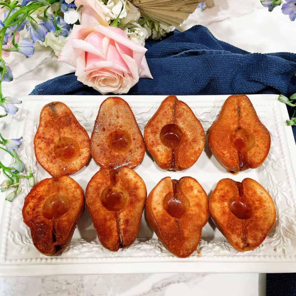 cinnamon baked pears