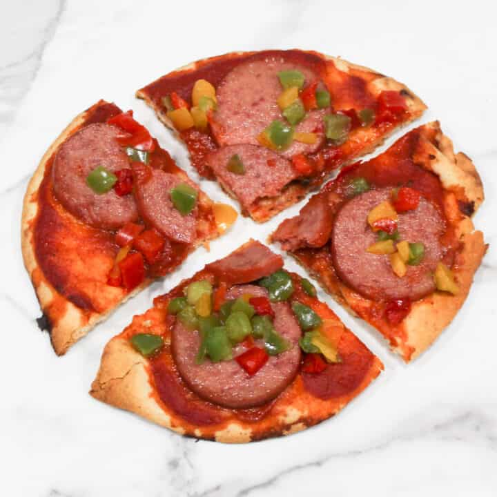 kosher salami pizza