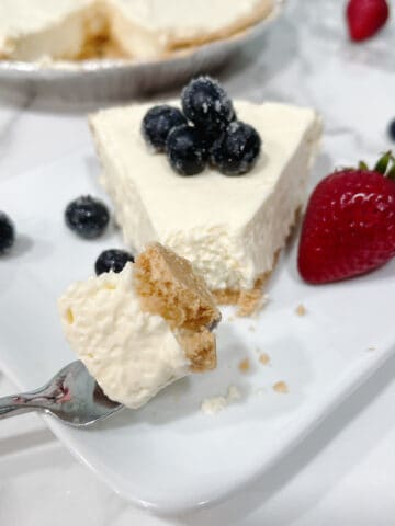 5 ingredient no bake cheesecake feature